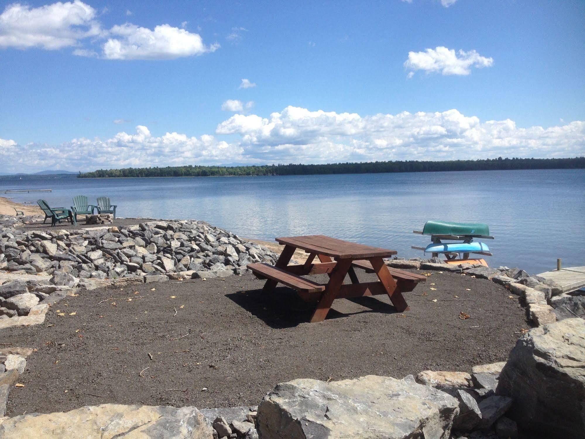Bluff Point Golf Resort Plattsburgh Exterior photo